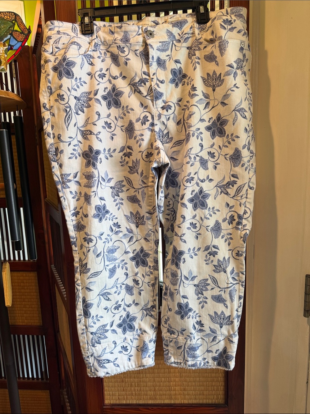 J. Jill White Jeans with Blue Floral Print
